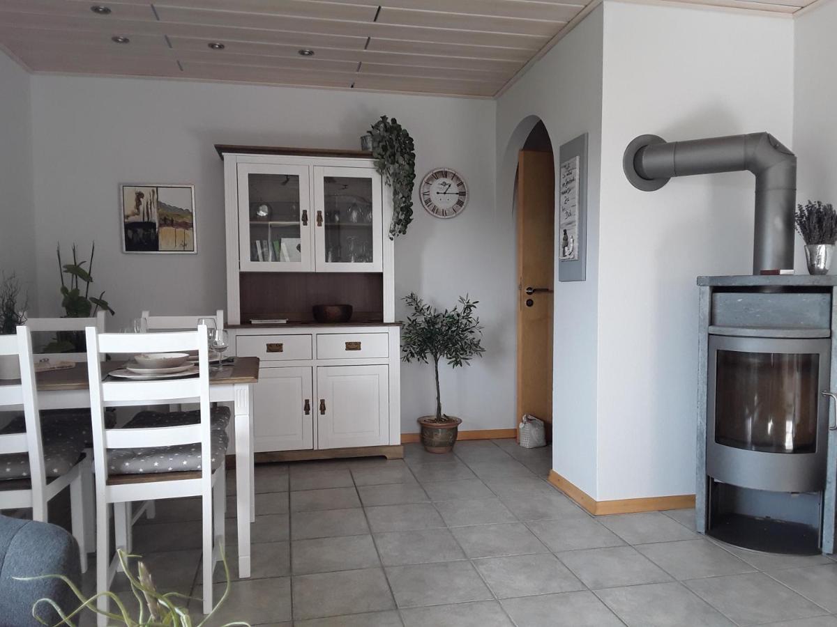 Ferienwohnung Haus Sonnenblick Momlingen Exterior foto