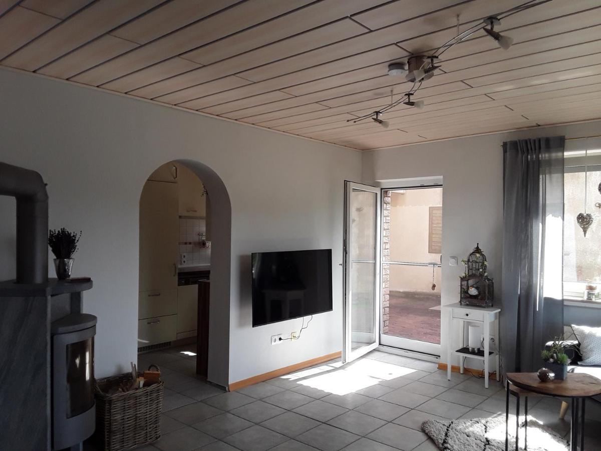Ferienwohnung Haus Sonnenblick Momlingen Exterior foto